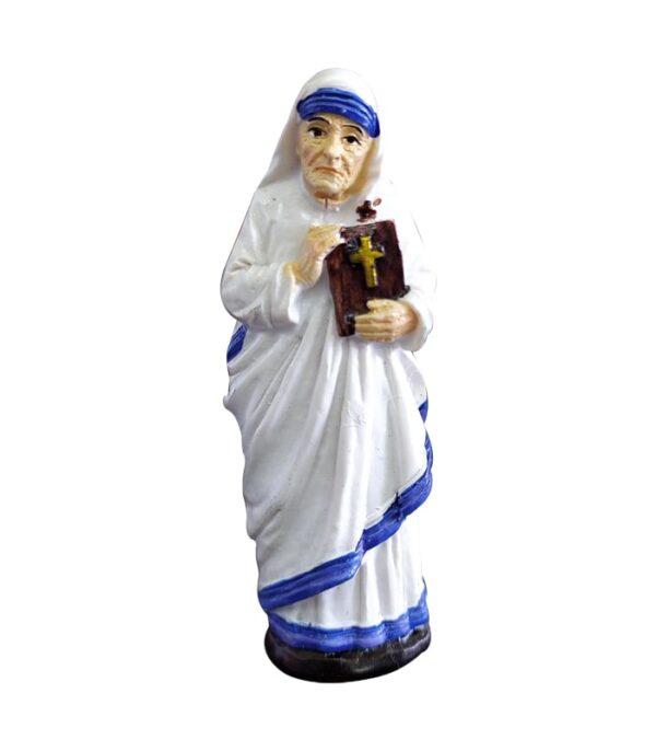 St Mother Theresa Statue