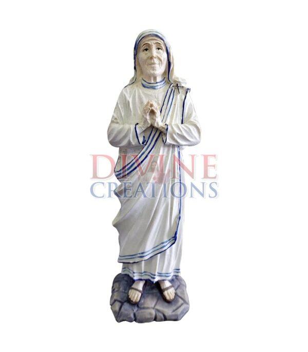 St Mother Theresa Statue